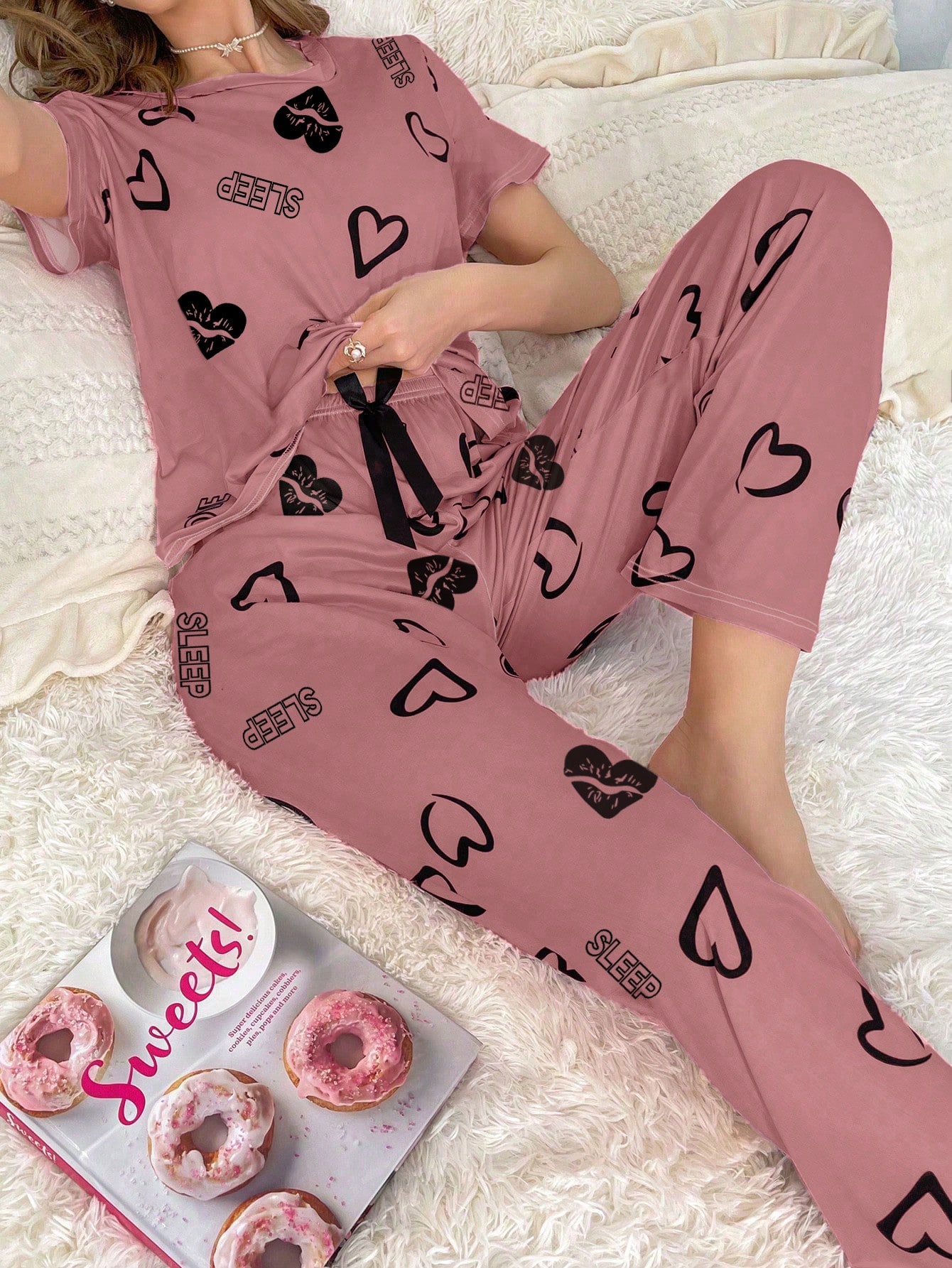 Women's Heart Print Round Neck Short Sleeve Top And Long Pants PJS Women PJS Heart PJS Comfy PJS 2 Pieces PJS Cute PJS